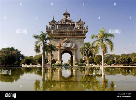  El Santuario de la Verdad: Un Tesoro Oculto en los Suburbios de Vientiane!