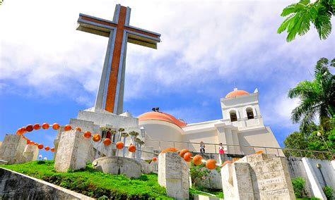 El Santuario de Nuestra Señora de las Mercedes: Un Santuario Colonial con Vistas Panorámicas Imperdibles