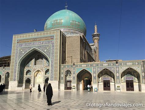  El Templo de Shah-Abbás: Un Tesoro Arquelógico Brilliante en el Corazón de Mashhad